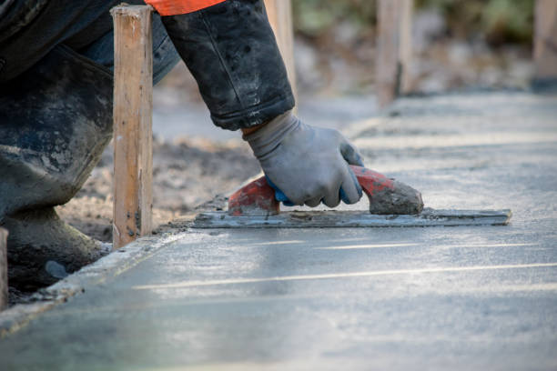 Best Concrete Sidewalk Installation in Dilkon, AZ